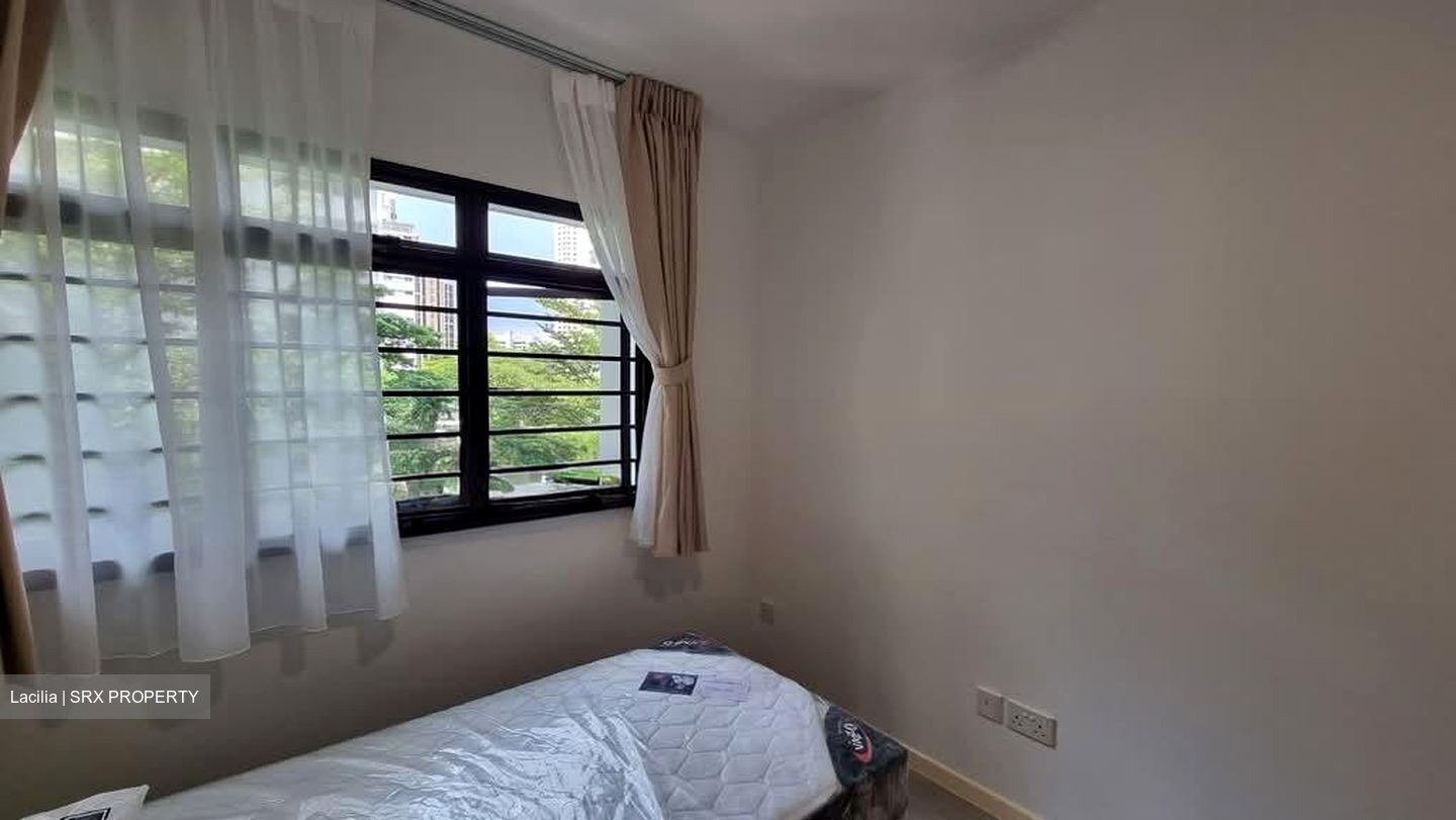 Blk 18 Dover Ville (Queenstown), HDB 4 Rooms #563308961